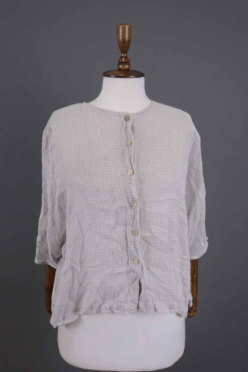 GRIZAS Gray Open Knit Silk Button Down 3/4 Sleeve Blouse Shirt Tunic – Size M