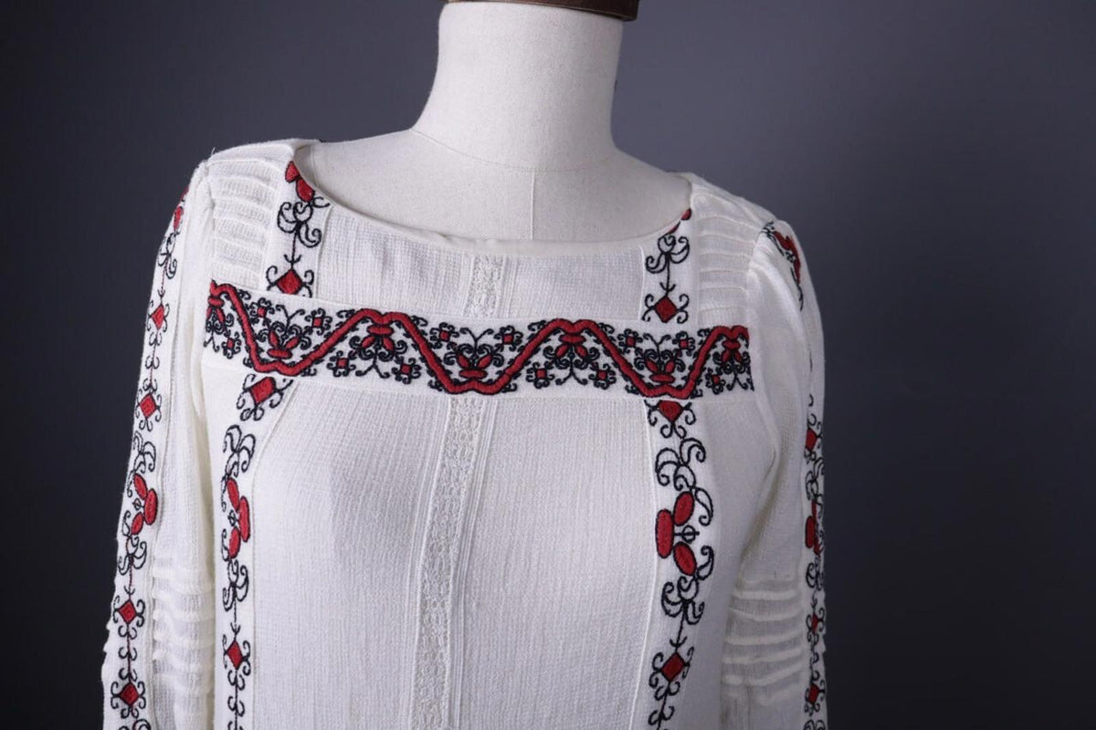 ALICE + OLIVIA White Floral Embroidered Long Sleeve Blouson Midi Dress – Size XS