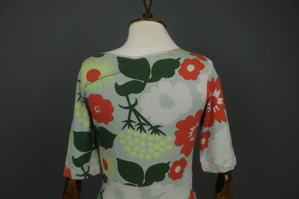 MARIMEKKO VIRRAN KUKKATORI Multi Floral Short Sleeve V-Neck Maxi Dress – Size S
