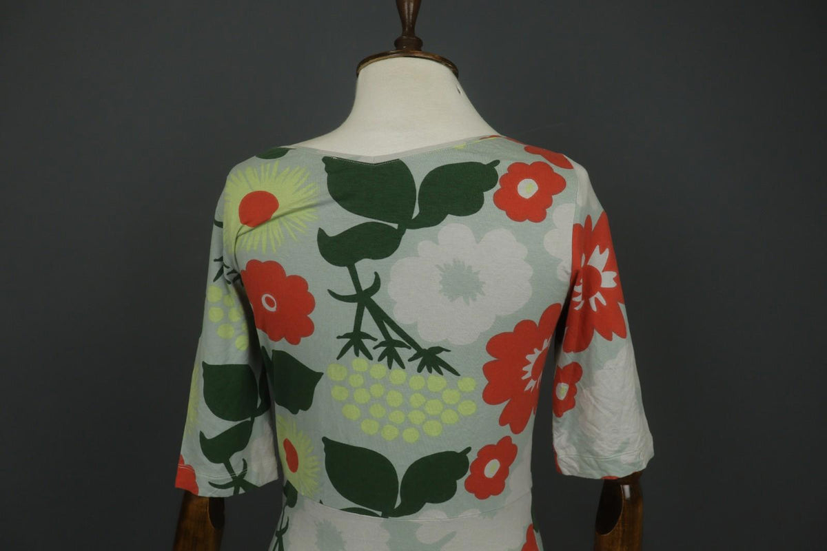 MARIMEKKO VIRRAN KUKKATORI Multi Floral Short Sleeve V-Neck Maxi Dress – Size S
