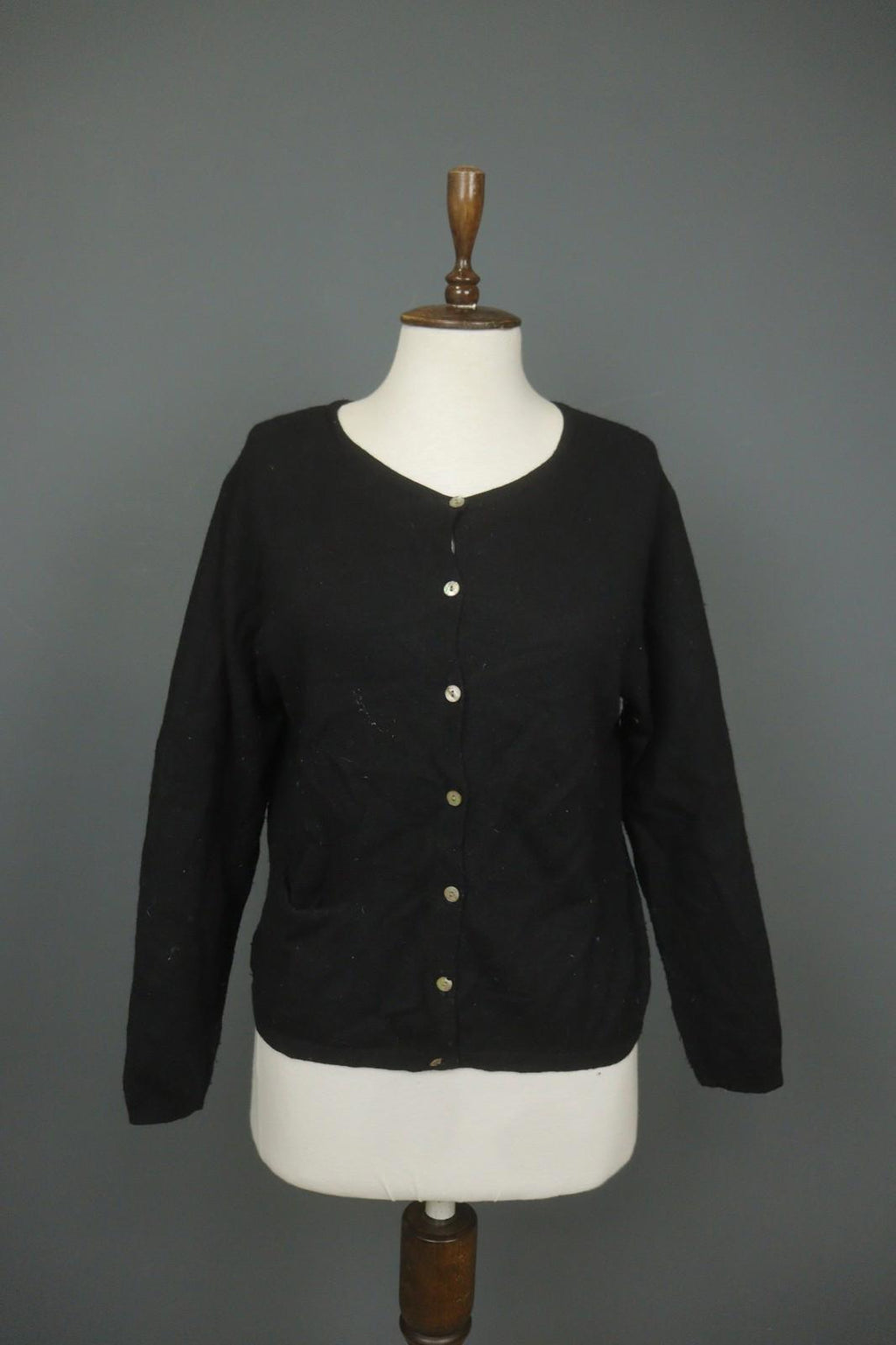 GUDRUN SJODEN Black 100% Wool Long Sleeve Button Front Cardigan Sweater – Size L