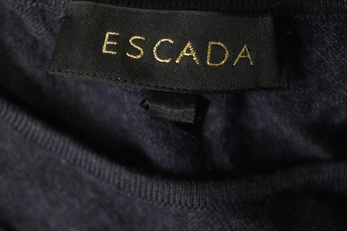 ESCADA Navy 100% Wool Knitted Short Sleeve Round Neck Pullover Sweater – Size 40