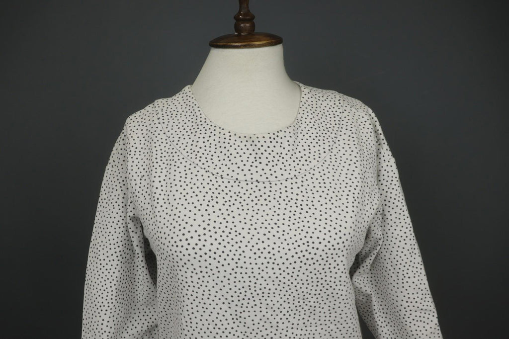 MARIMEKKO NATTU White Polka Dot Viscose Stretch Round Neck Pullover Blouse Top