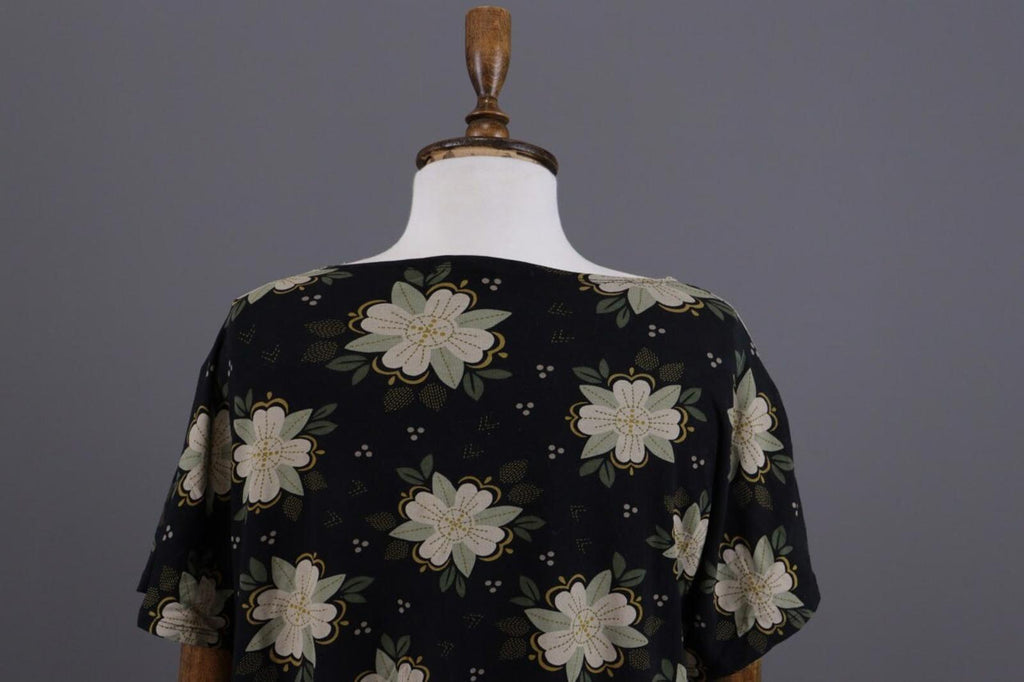 GUDRUN SJODEN Black Floral Relaxed Summer Short Sleeve Blouson Midi Dress – Size L