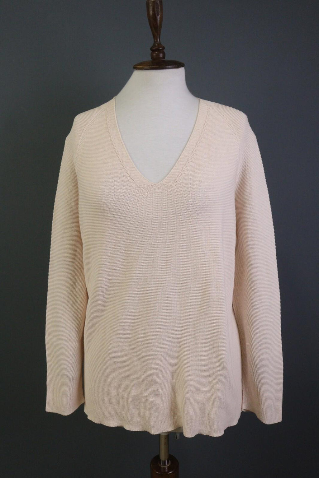 OSKA Pink Long Sleeve V-Neck Pullover Knit Sweater