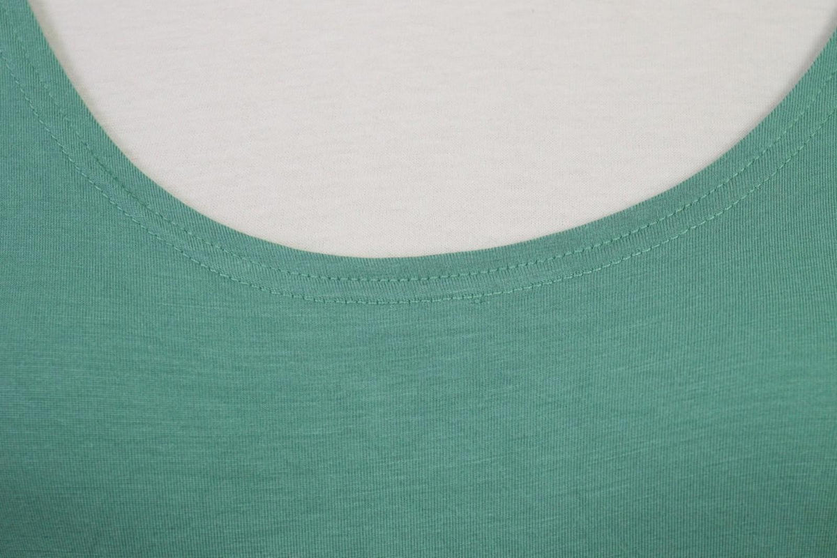 GUDRUN SJODEN Green Classic Scoop Neck Wide Strap Sleeveless Sheath Strap – Size L