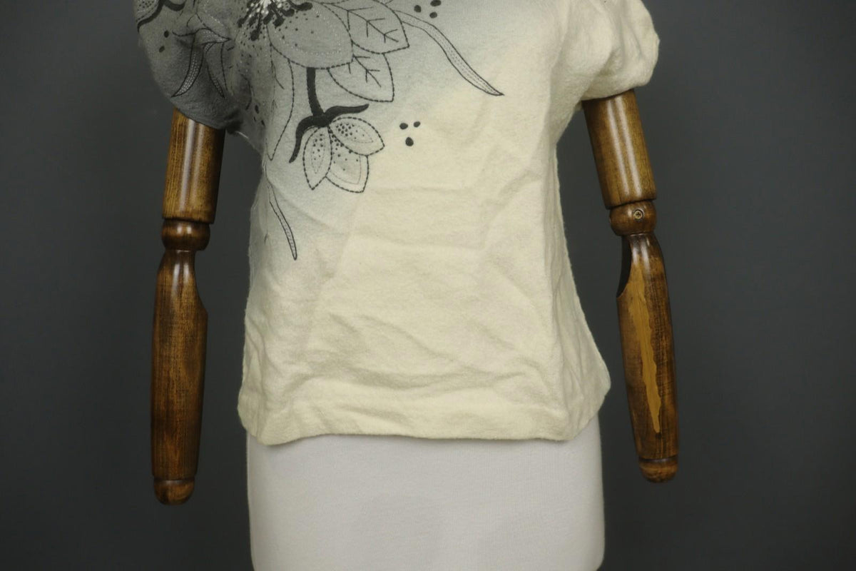 GUDRUN SJODEN Gray Ivory Embroidered Flower 100% Wool Casual Fleece Shirt – Size S