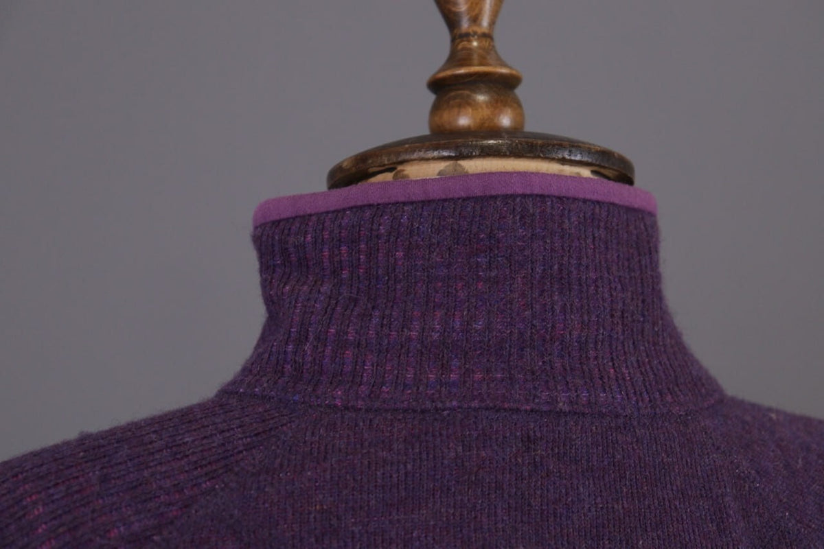 Mountain Hard Wear Purple Wool High Neck Full Zip Fleece Sweater – Size M – Used