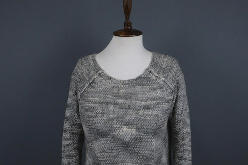ANNETTE GORTZ Gray Long Sleeve Round Neck Lagenlook Cropped Sweater – Used