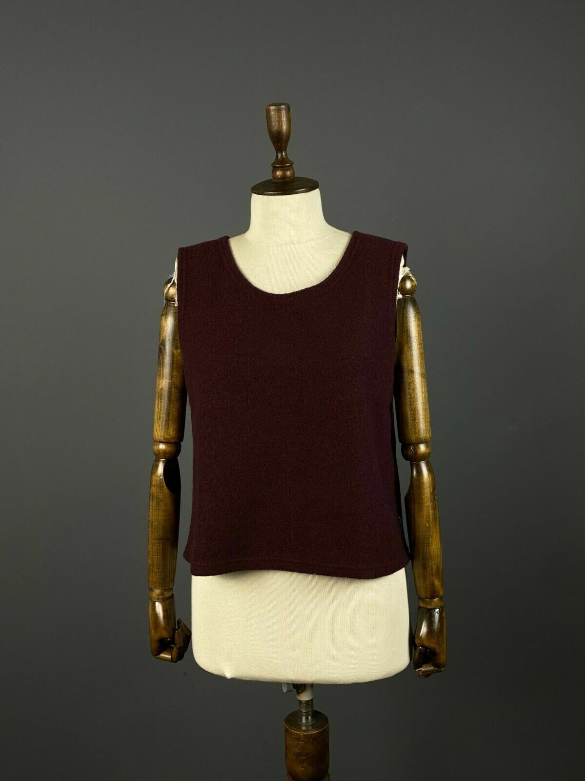 Vintage Deerberg by Oska Red Bordo Pure Wool Vest Sweater – Size 38 / 40
