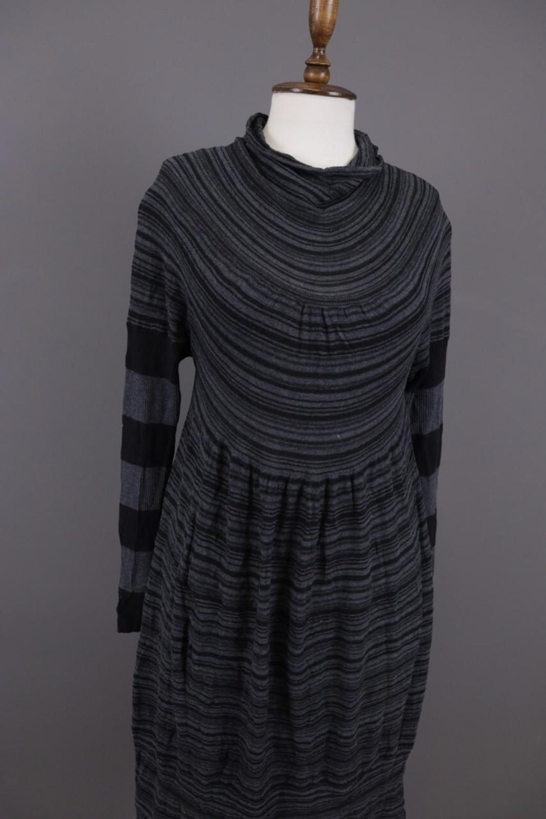 OSKA Gray Striped A-Line Cowl Neck Long Sleeve Short Dress – Size 2
