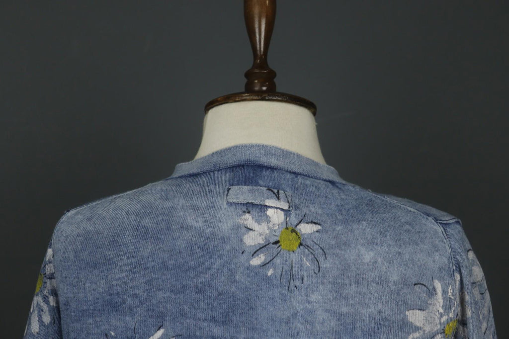 DOLCE & GABBANA Blue Floral Raglan Sleeve Button Front Cardigan Sweater – Size 40