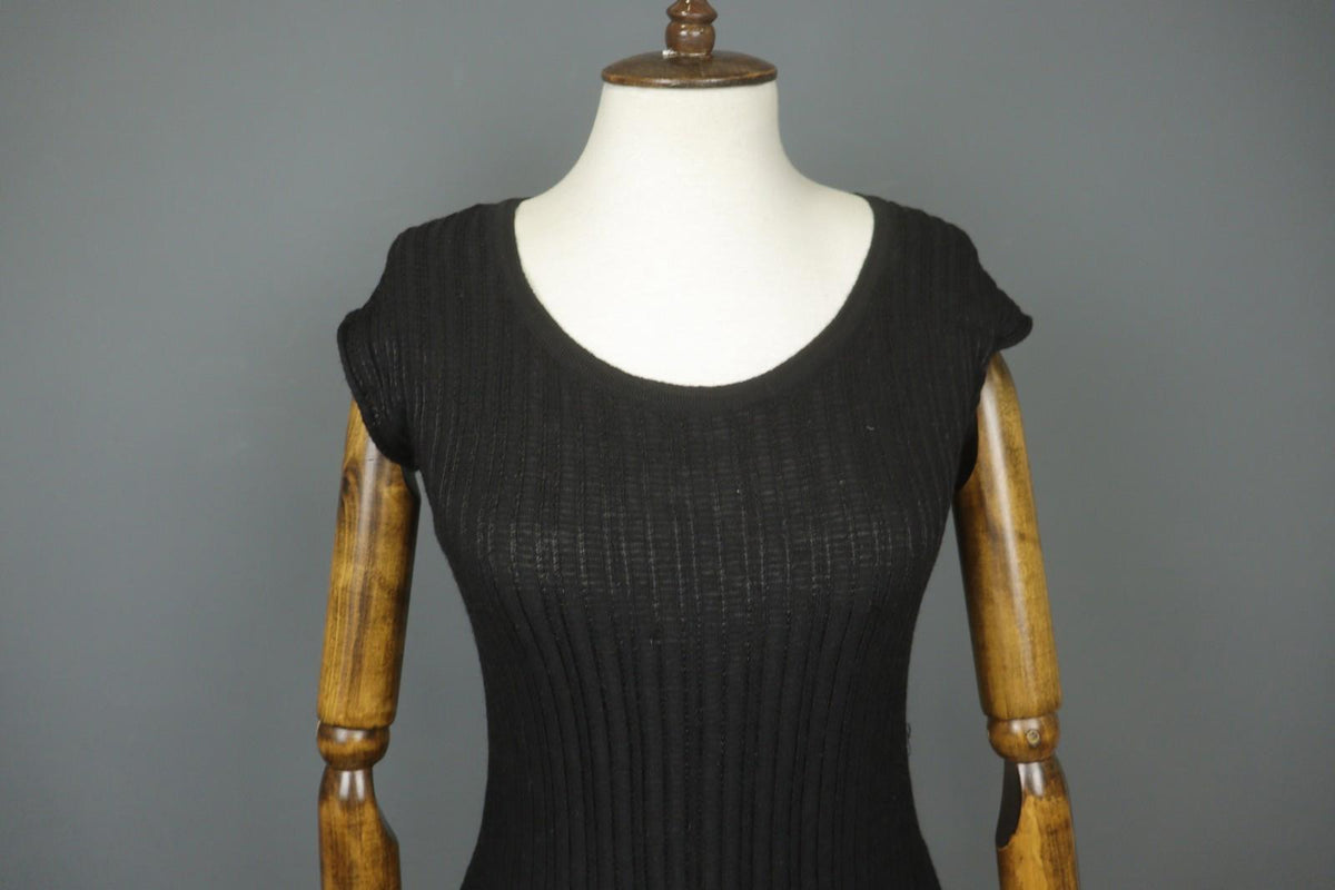 MISSONI Black Wool Knit Short Sleeve Round Neck Pullover Bodycon Dress – Size 42