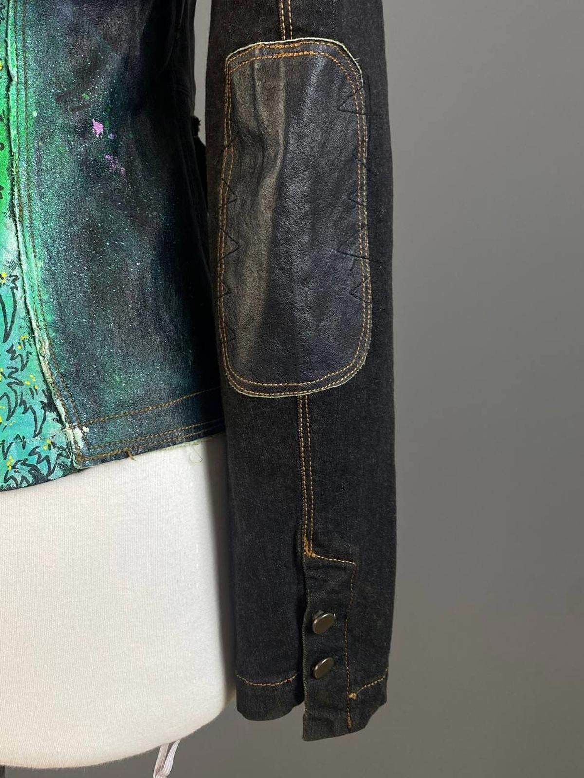 TRANSIT Jeans Black Elbow Patches Hand Print Custom Denim Jacket – Size M 2