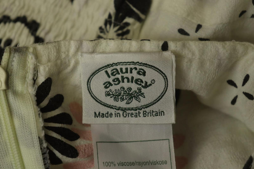 LAURA ASHLEY White & Black Floral Viscose Sweetheart Neck Sheath Dress – Size M