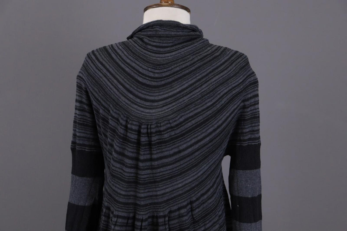 OSKA Gray Striped A-Line Cowl Neck Long Sleeve Short Dress – Size 2