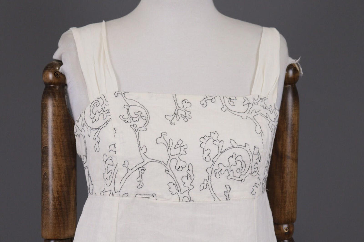 IVKO Printed Floral White Sleeveless Summer A-Line Tank Dress – Size 40 L