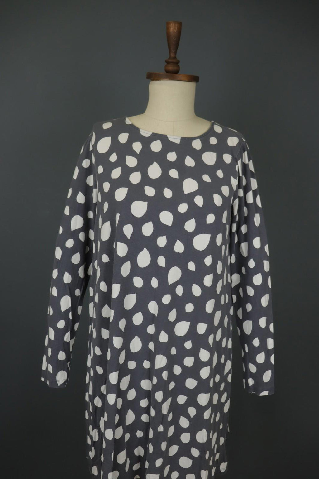 MARIMEKKO Gray White Polka Dot Viscose Long Sleeve Pullover Shift Dress – Size M