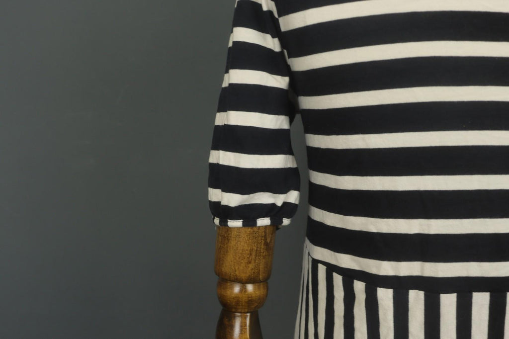 GUDRUN SJODEN Black White Striped 100% Cotton Round Neck Shift Dress – Size S – Used
