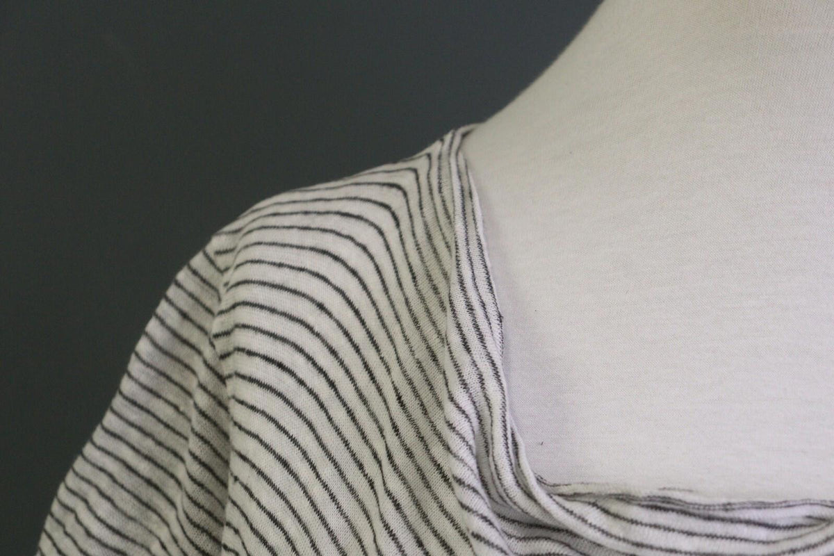 TRANSIT PAR SUCH Black and White Linen Short Sleeve Pocket Top Blouse – Size 4 – Used