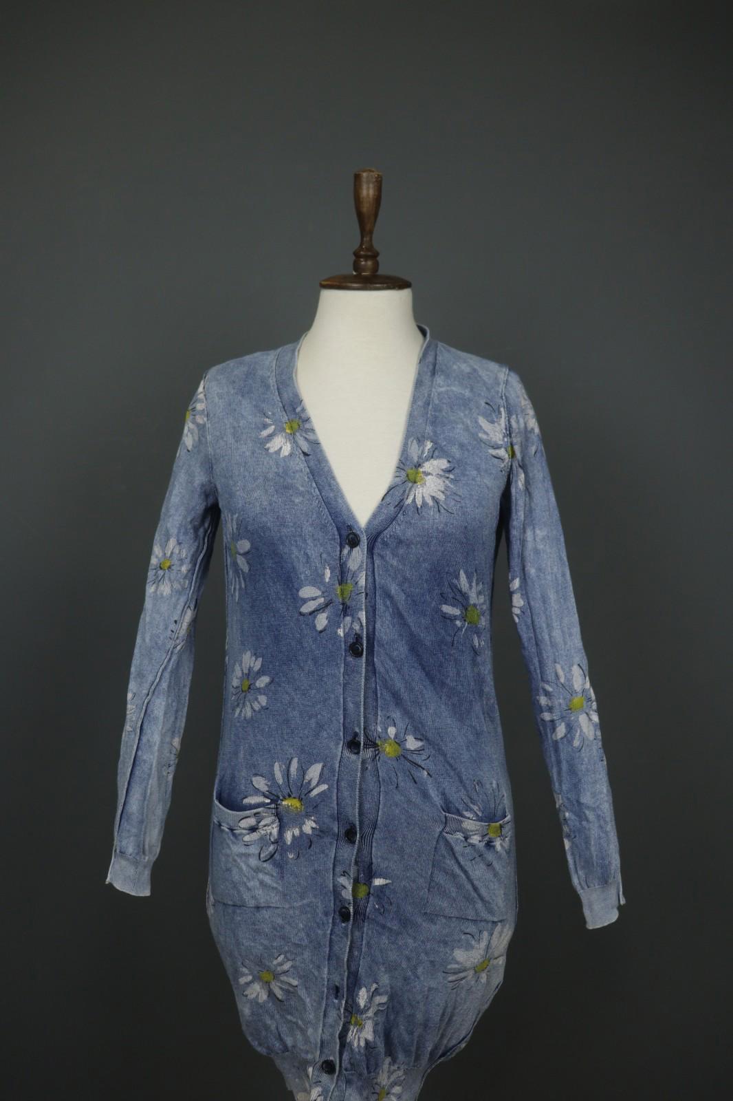 DOLCE & GABBANA Blue Floral Raglan Sleeve Button Front Cardigan Sweater – Size 40