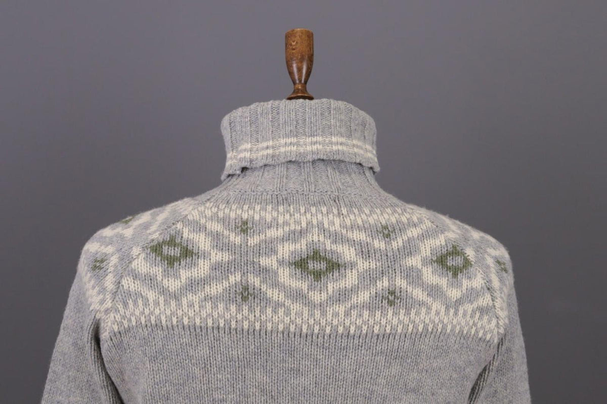 DEVOLD Gray Vintage Fair Isle Turtle Neck Wool Knit Ski Sweater – Size M