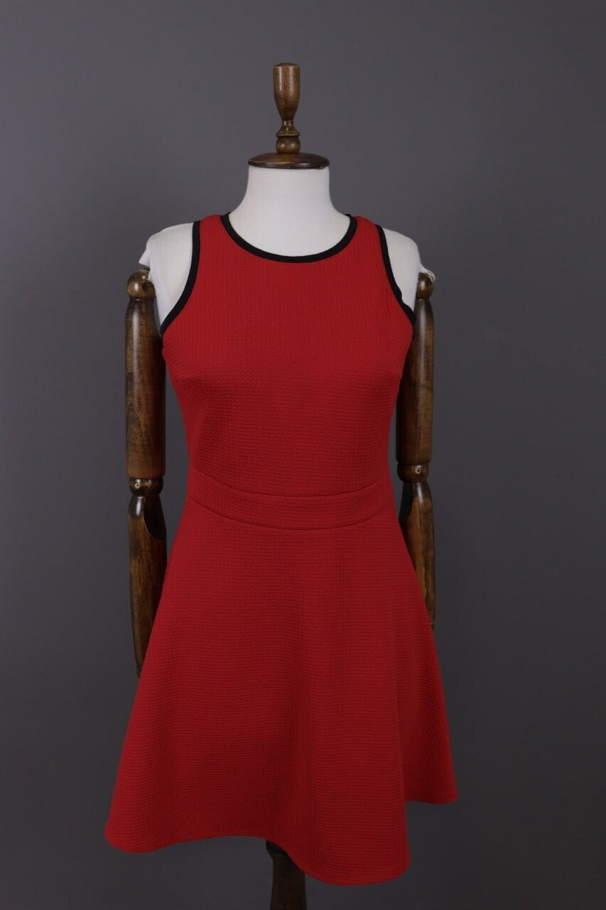 Pinko Red Sleeveless Evening Bodycon A-Line Short Dress – Size I 42 / GB 10 – Used