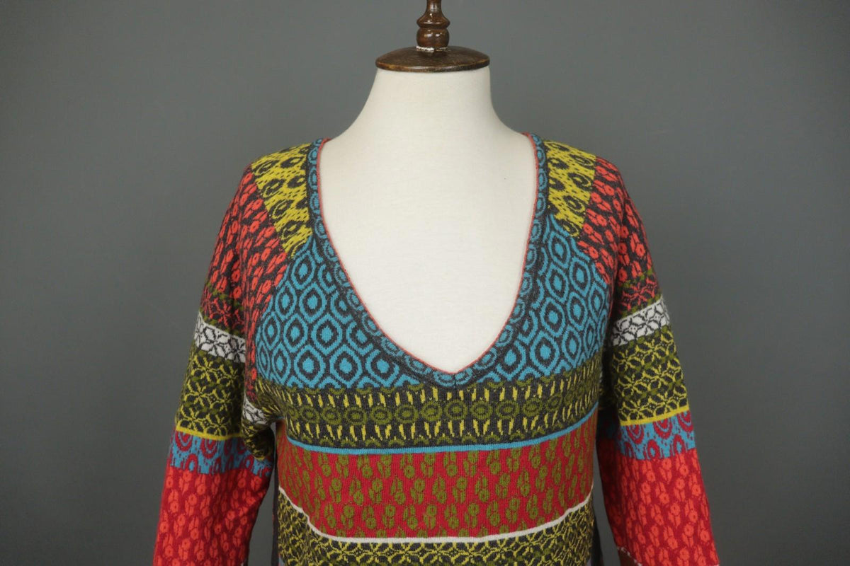 IVKO Multi Geo Print 100% Wool Knitted Long Sleeve V-Neck Sweater Dress – Size 40
