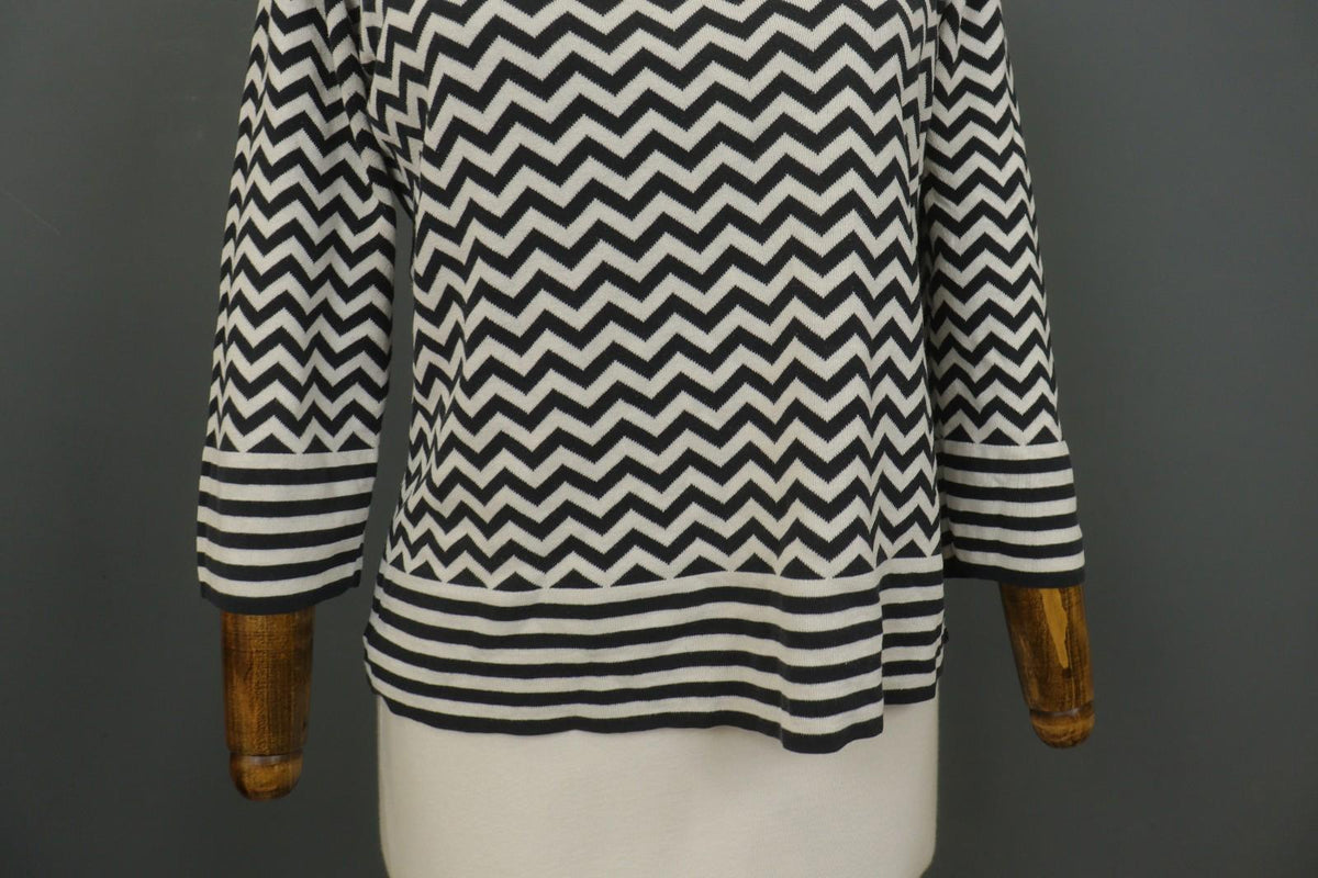 WEEKEND MAX MARA Multi Striped Knitted Long Sleeve Round Neck Sweater – Size XL