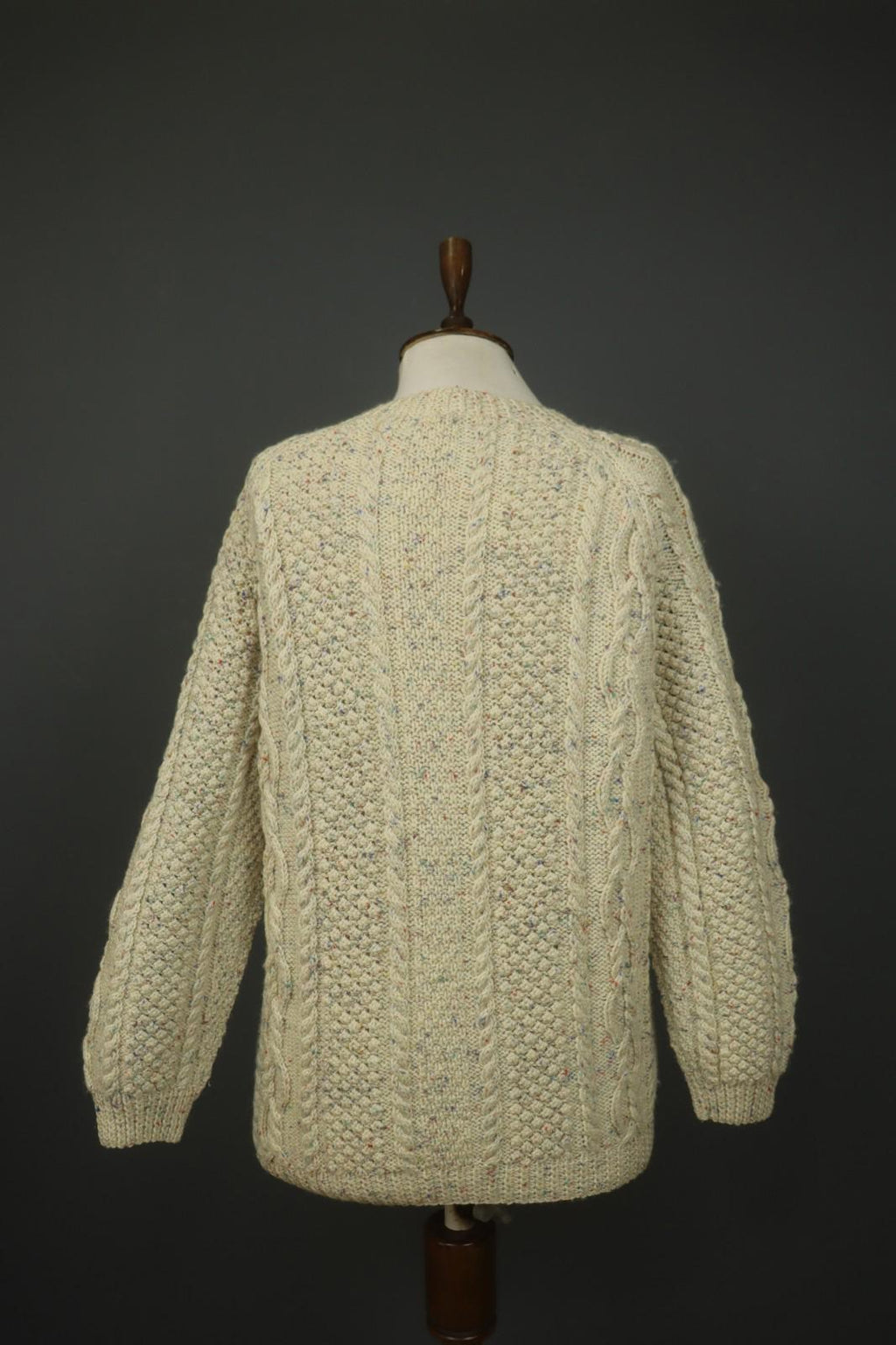 IVKO White Long Sleeve Knitted Winter Button Front Cardigan Sweater – Size 38