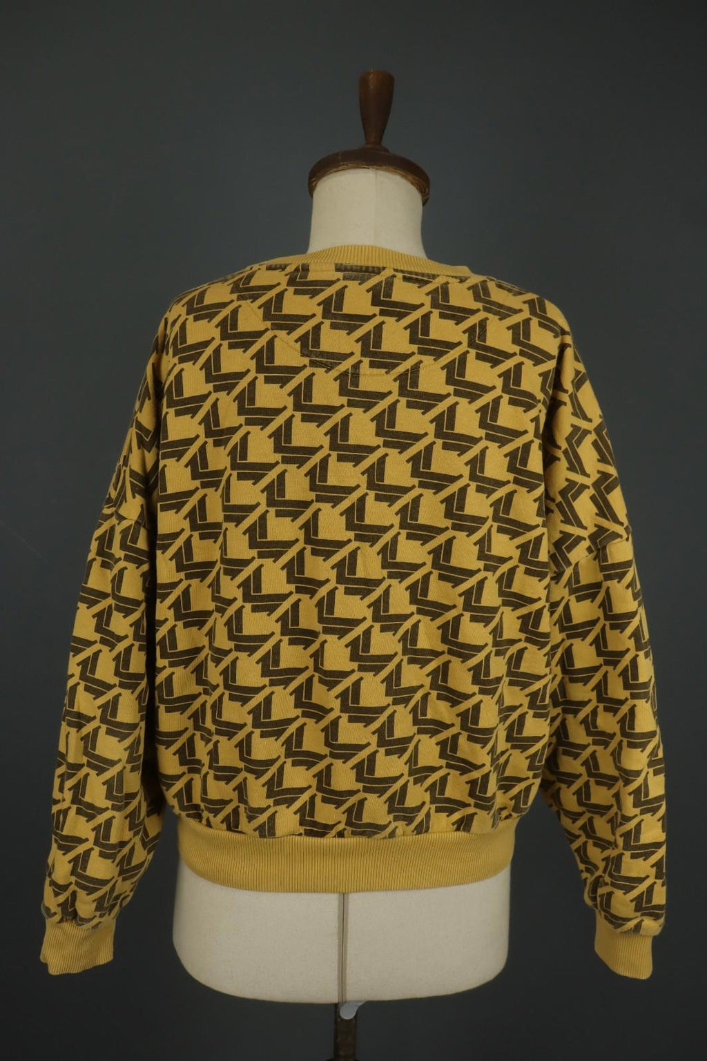 Karl Kani Multi Geometric Fleece Lined Raglan Sleeve Pullover Sweatshirt – Size M