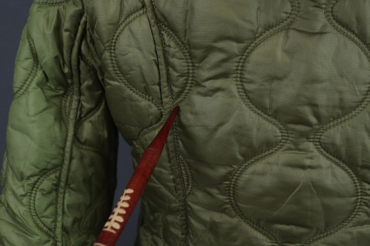 JET SET Green Nylon Long Sleeve Full Zip Snap Button Cuff Quilted Jacket – Size 2