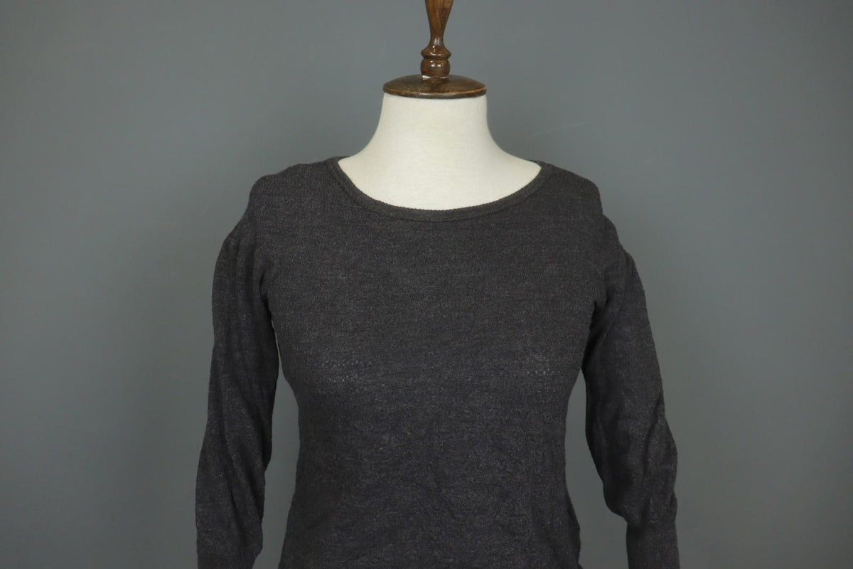 HIGH Use Gray Virgin Wool Knit Long Sleeve Round Neck Pullover Sweater – Size S