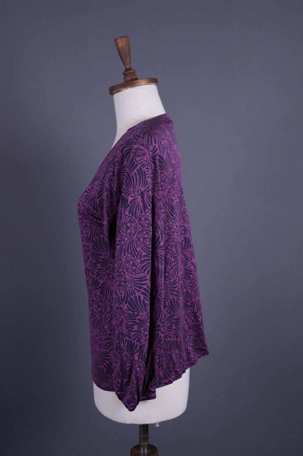 GUDRUN SJODEN Purple Lightweight Floral Sweater – Size M
