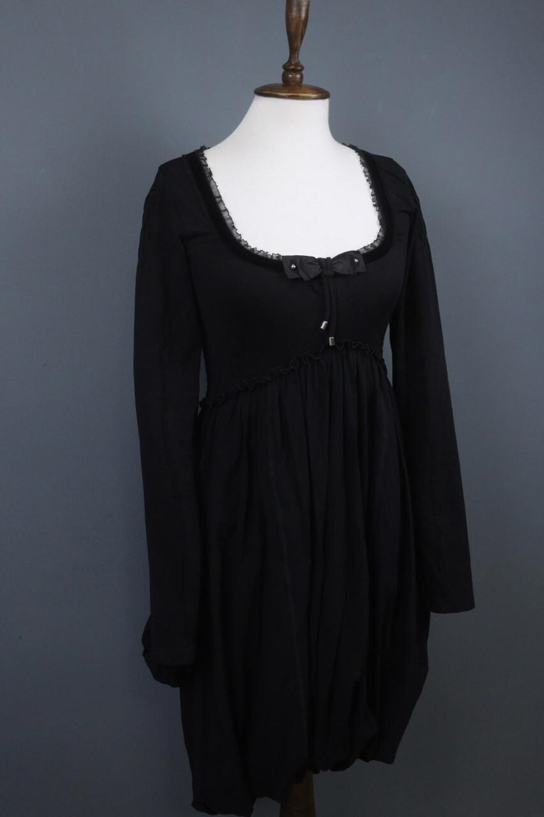 HIGH USE Black Square Neck Long Sleeve Casual Tie Front Fit & Flare Dress – Size L