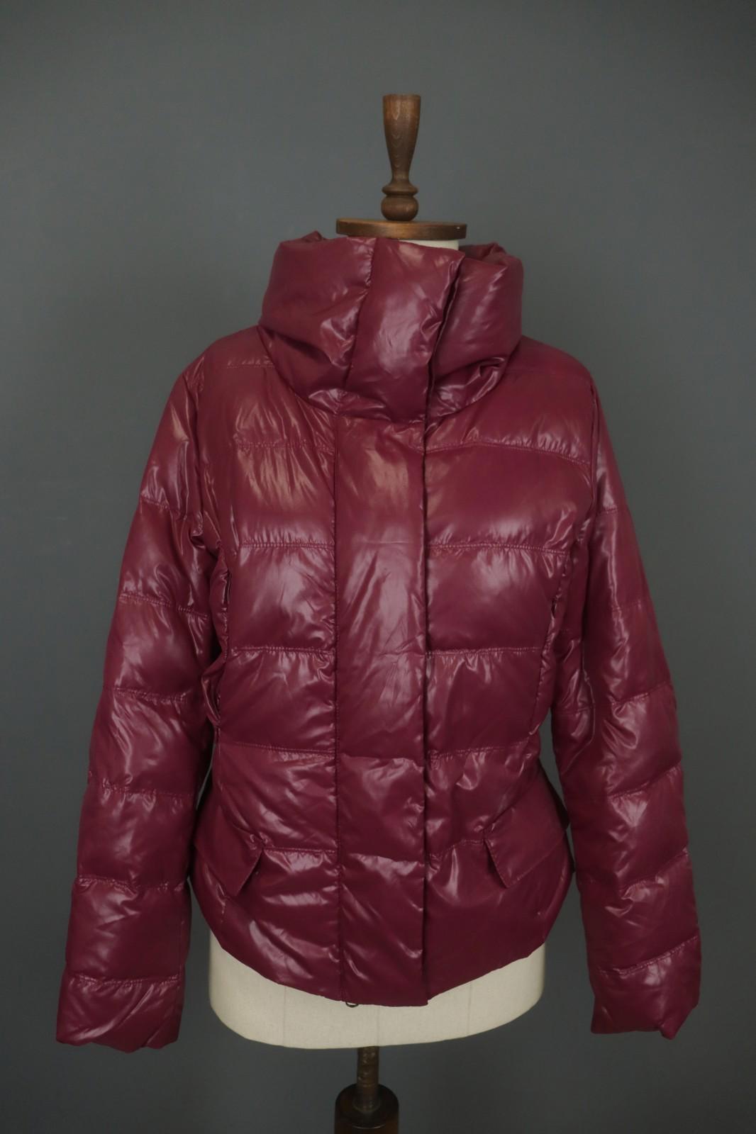 WEEKEND MAX MARA Red Long Sleeve Mock Neck Snap Inside Zip Puffer Jacket – Size 44