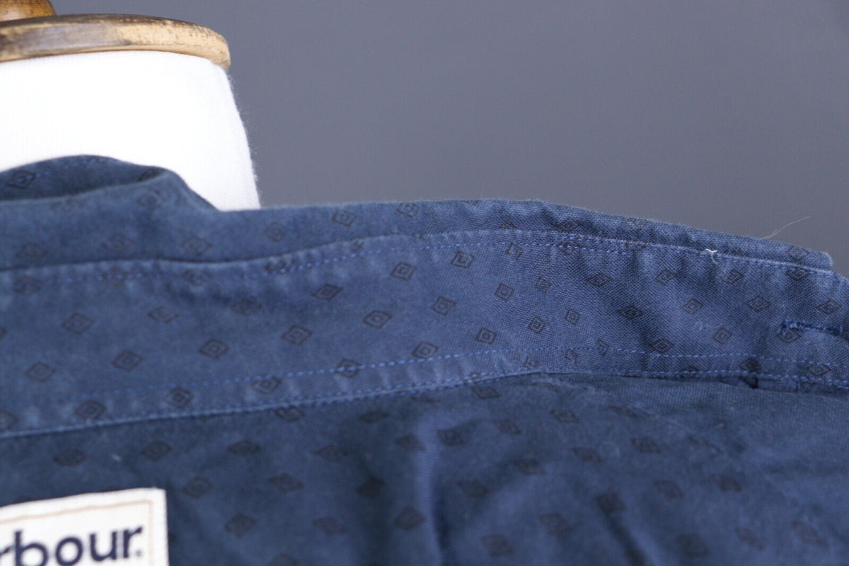 Barbour Tailored Fit Blue Long Sleeve Button Down Shirt – Size EUR XL / USA L