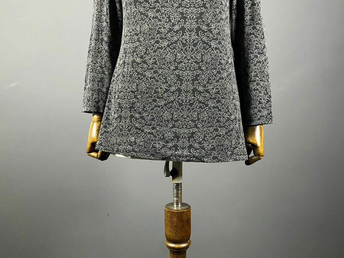 Deerberg by Oska Gray Floral Long Sleeve Floral Pullover Sweater – Size S