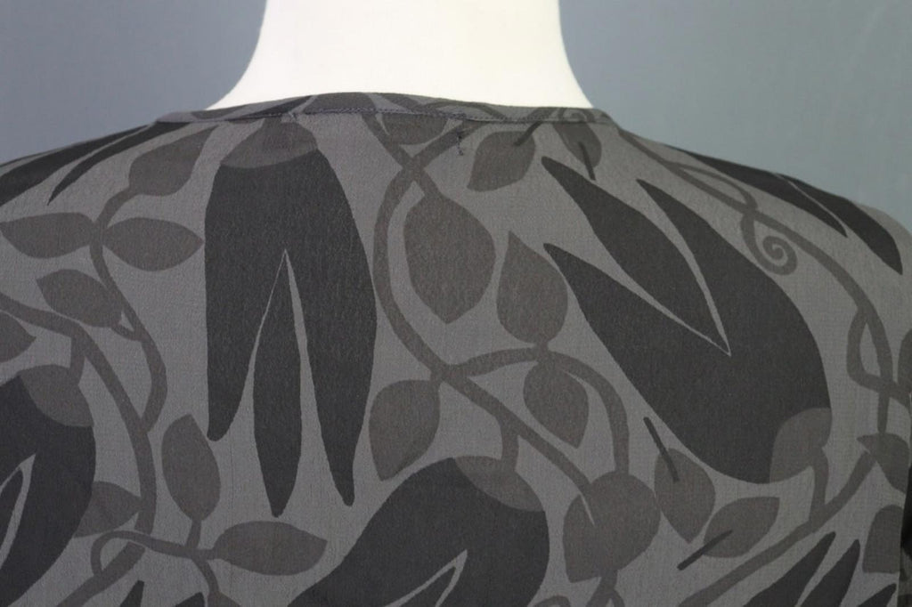 GUDRUN SJODEN Gray Black Leaf Print 100%Viscose Button Front Sheath Dress – Size L