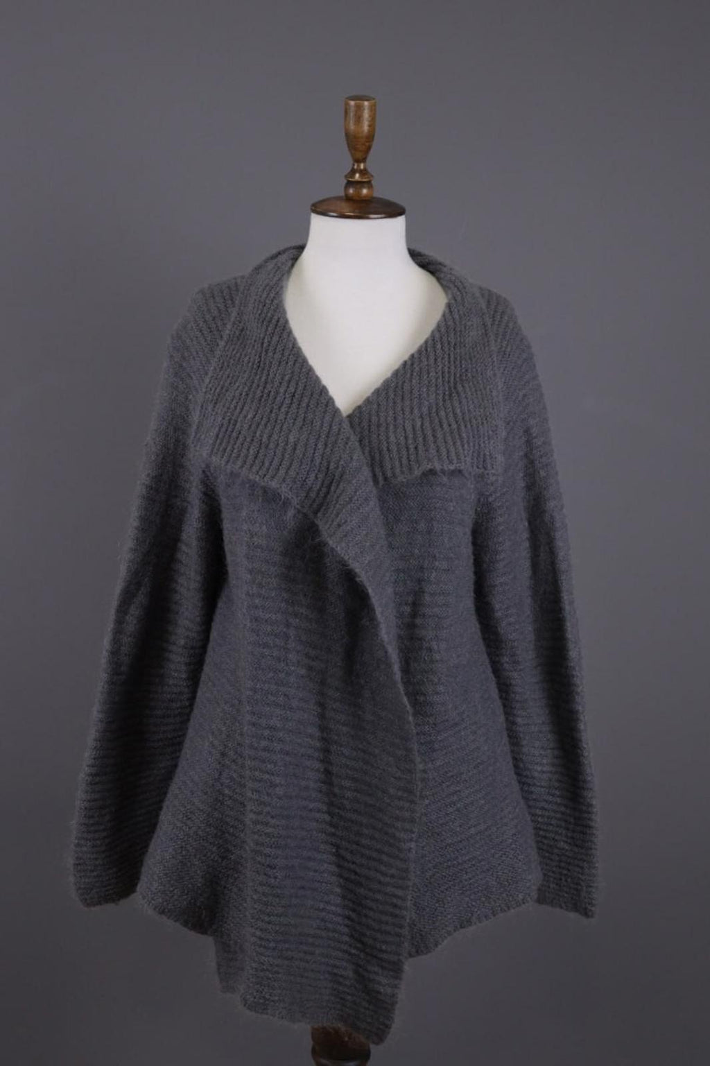 GUDRUN SJODEN Gray Ribbed Mohair Wool Cape Wrape Cardigan Sweater – Size XL