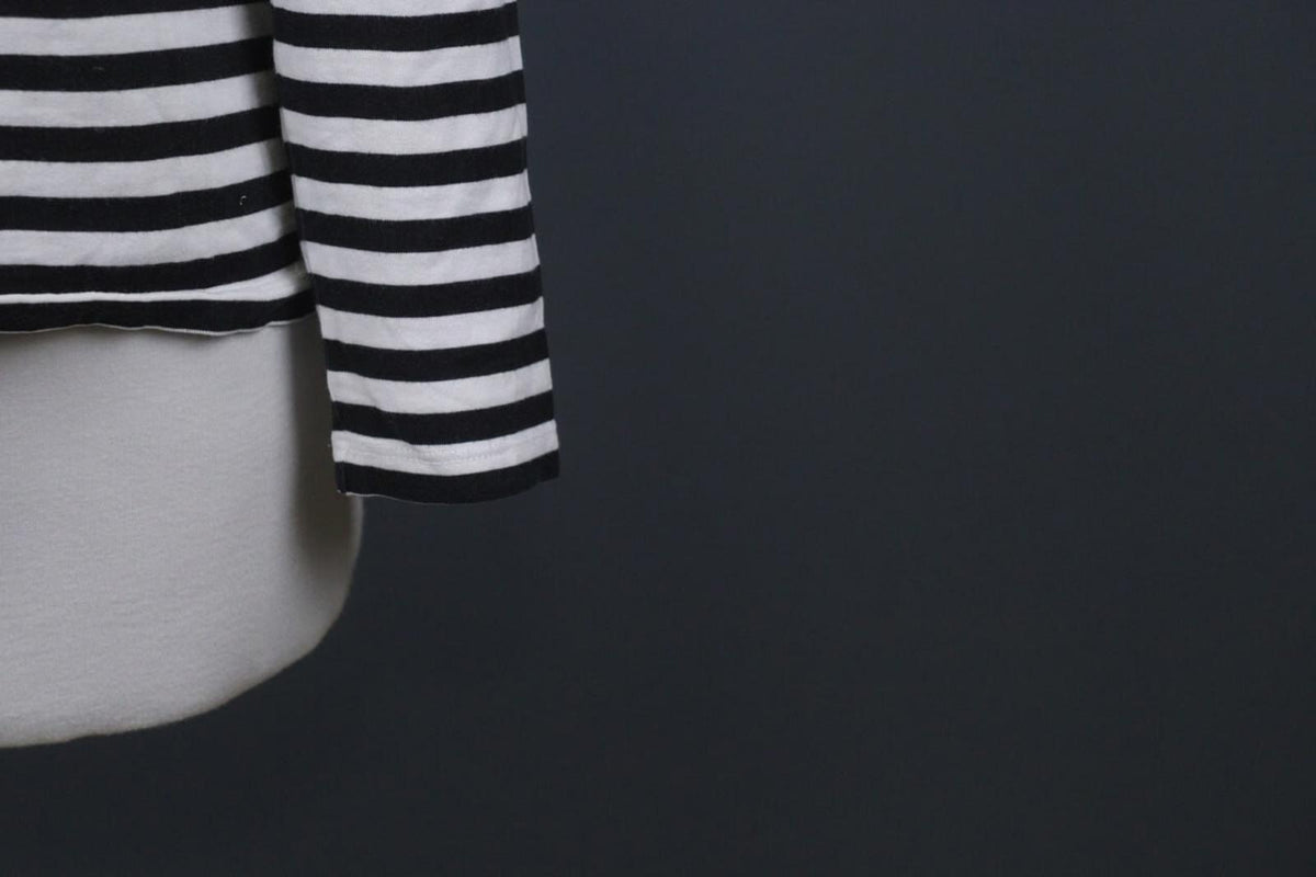 MARIMEKKO White Black Striped Round Neck Long Sleeve Stretch Blouse Top – Size S