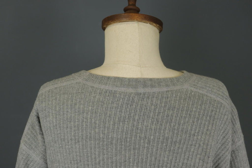 GUDRUN SJODEN Gray Raglan Sleeve Crew Neck Side Slit Pullover Sweater – Size M