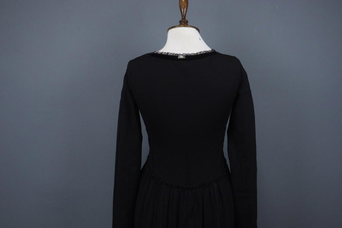 HIGH USE Black Square Neck Long Sleeve Casual Tie Front Fit & Flare Dress – Size L