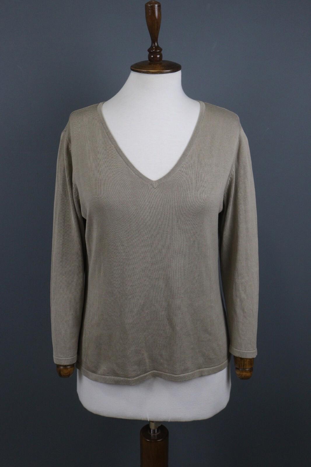 OSKA Gray Long Sleeve V-Neck Stretch Lightweight Top Blouse – Size 2