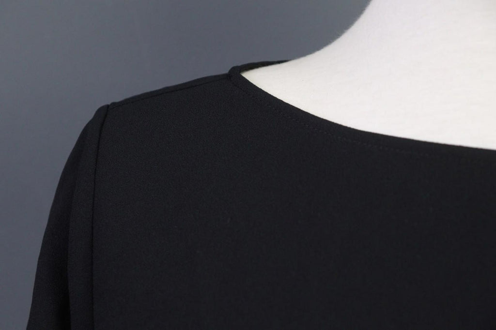 CHANEL Black Long Sleeve Button Side Slit Pullover Blouse Top – Size 34