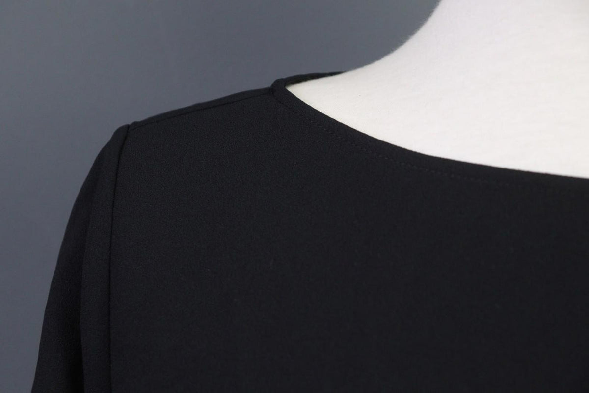 CHANEL Black Long Sleeve Button Side Slit Pullover Blouse Top – Size 34