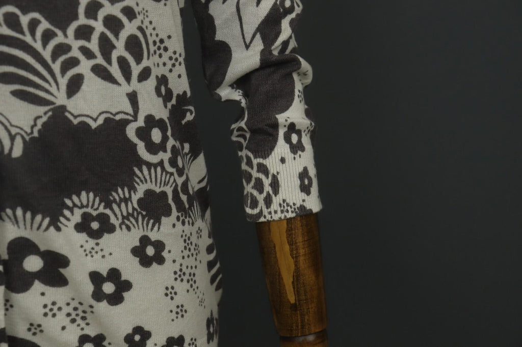 ST-MARTIN'S Black White Floral Knitted Raglan Sleeve Button Front Sweater – Size M