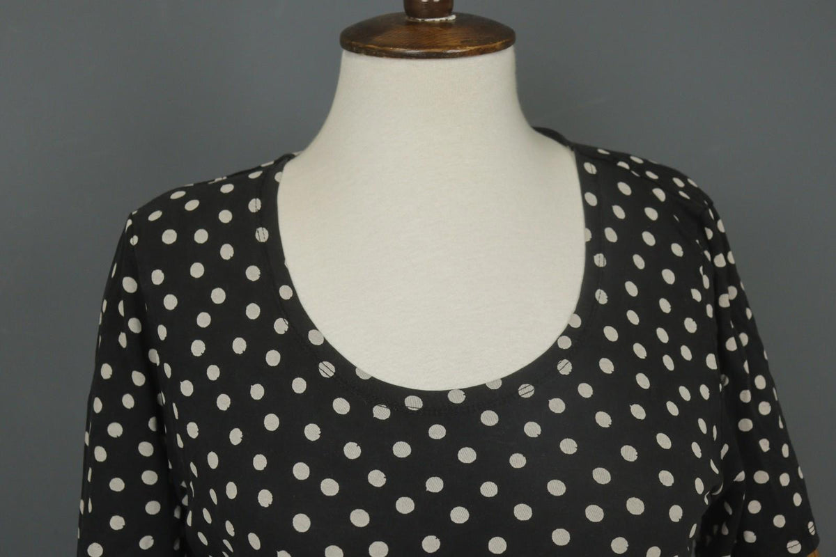 GUDRUN SJODEN Black White Polka Dot Casual Short Sleeve Pullover Knit Top – Size M