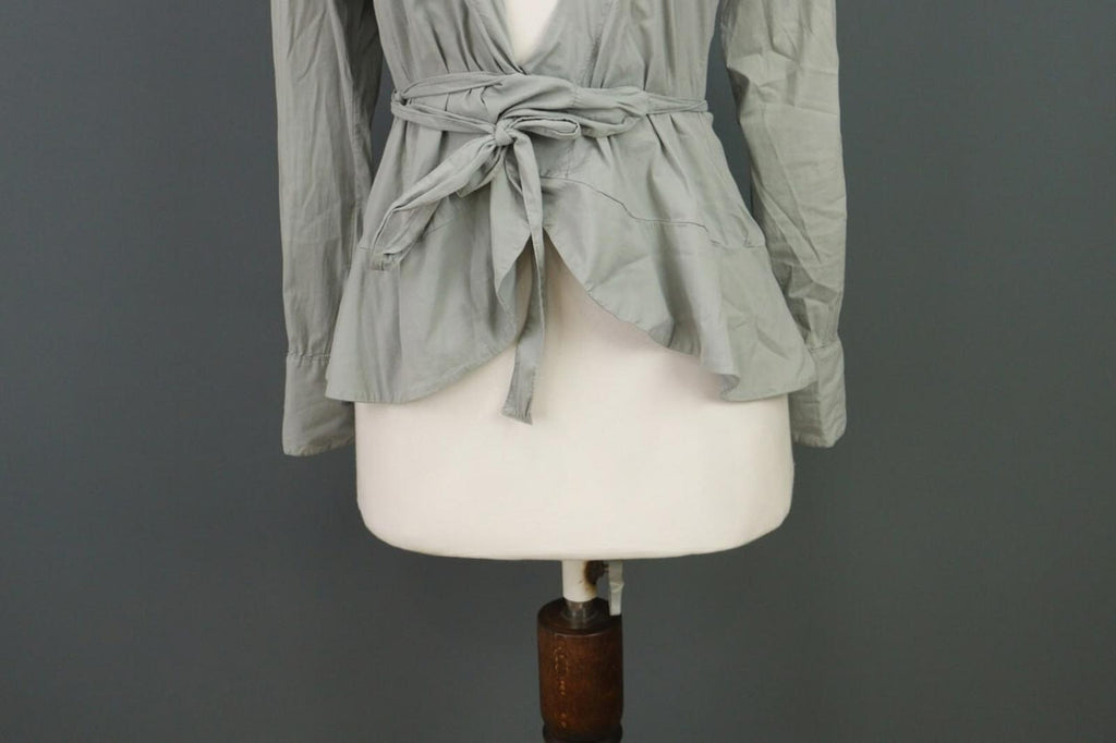 TRANSIT PAR SUCH Gray Beolt Long Sleeve Cape Top Blouse Shirt – Size 1