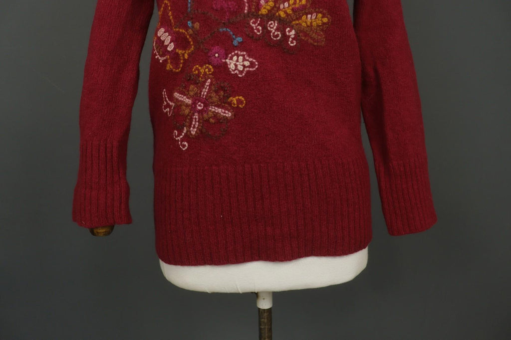 GUDRUN SJODEN Red Knitted Embroidered Raglan Sleeve Mock Neck Sweater – Size M